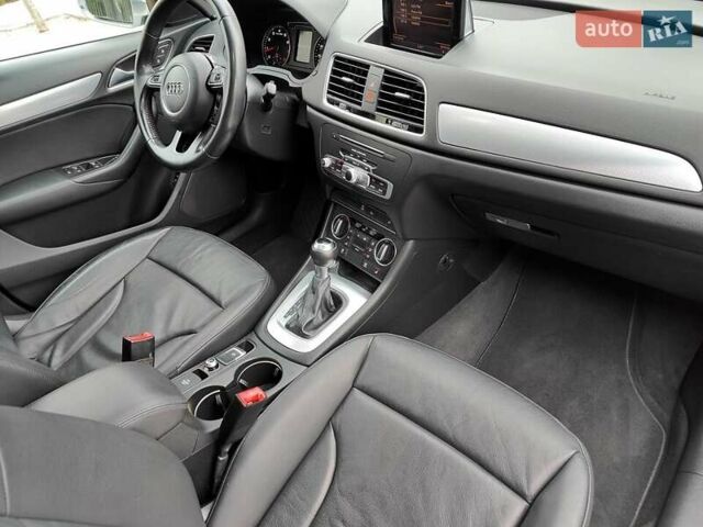 Серый Ауди Ку3, объемом двигателя 0 л и пробегом 131 тыс. км за 15000 $, фото 2 на Automoto.ua
