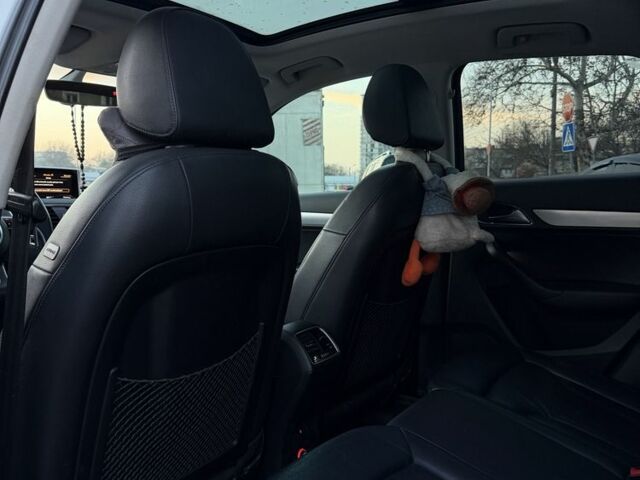 Сірий Ауді Ку3, об'ємом двигуна 2 л та пробігом 220 тис. км за 13750 $, фото 13 на Automoto.ua