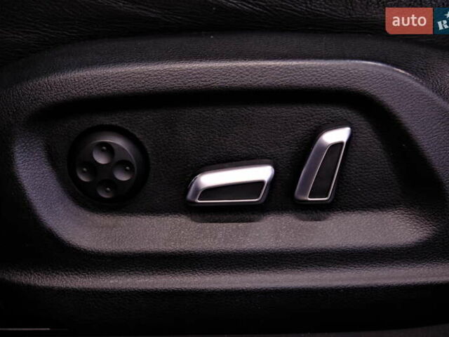 Серый Ауди Ку3, объемом двигателя 2 л и пробегом 128 тыс. км за 13900 $, фото 18 на Automoto.ua