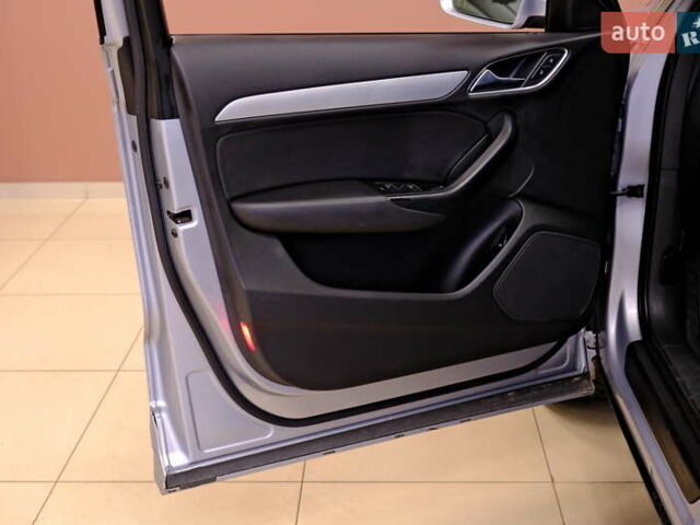 Серый Ауди Ку3, объемом двигателя 2 л и пробегом 128 тыс. км за 13900 $, фото 27 на Automoto.ua