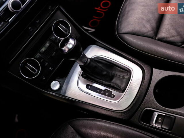 Серый Ауди Ку3, объемом двигателя 2 л и пробегом 128 тыс. км за 13900 $, фото 26 на Automoto.ua