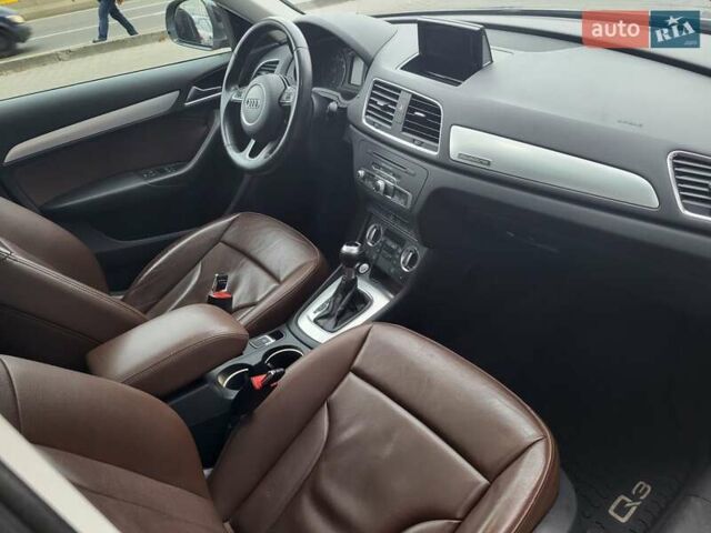 Серый Ауди Ку3, объемом двигателя 1.98 л и пробегом 174 тыс. км за 16400 $, фото 6 на Automoto.ua