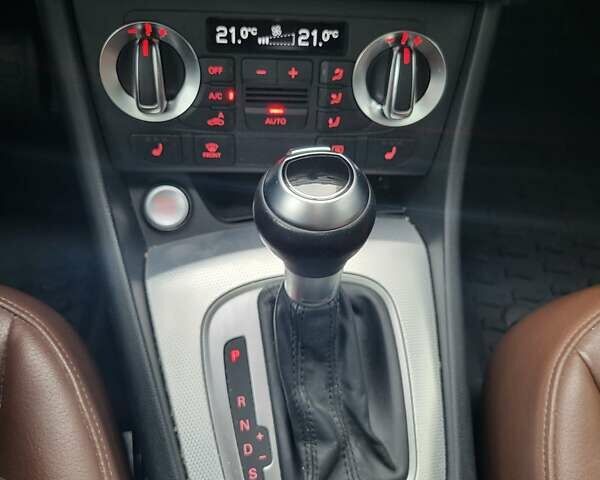 Серый Ауди Ку3, объемом двигателя 1.98 л и пробегом 174 тыс. км за 16400 $, фото 18 на Automoto.ua