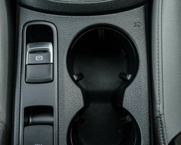 Серый Ауди Ку3, объемом двигателя 2 л и пробегом 255 тыс. км за 15300 $, фото 14 на Automoto.ua