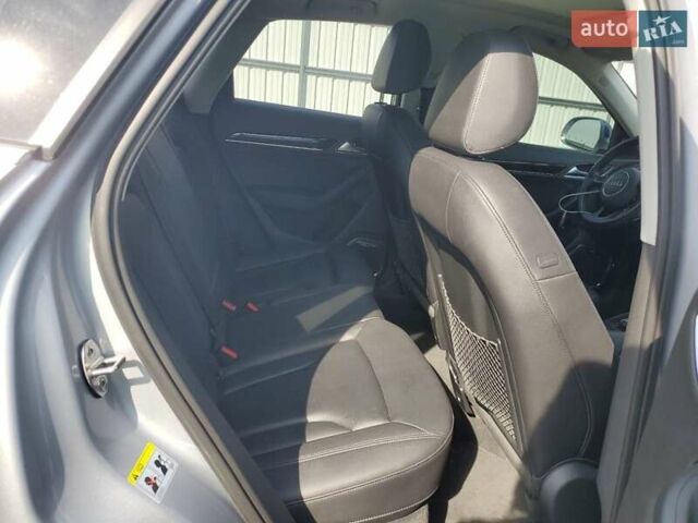 Ауді Ку3 2015 у Черкасах на Automoto.ua Сірий Ауді Ку3, об'ємом двигуна 2 л та пробігом 127 тис. км за 2600 $, фото 9 на Automoto.ua