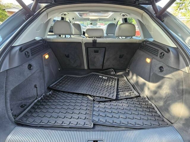 Серый Ауди Ку3, объемом двигателя 2 л и пробегом 74 тыс. км за 6000 $, фото 10 на Automoto.ua