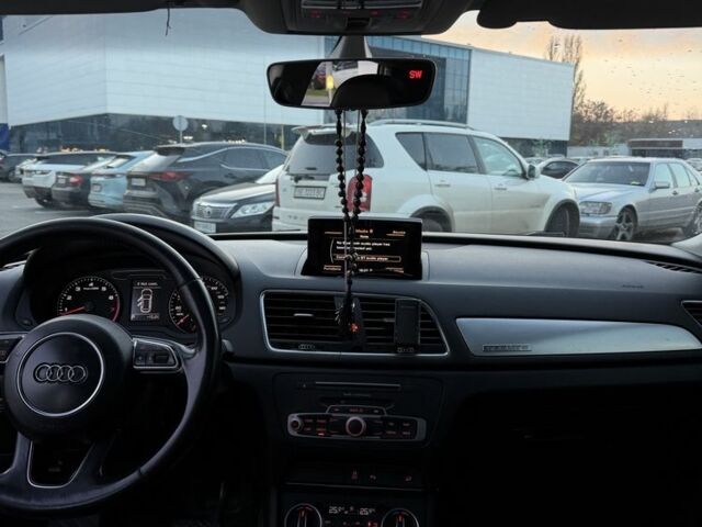 Сірий Ауді Ку3, об'ємом двигуна 2 л та пробігом 220 тис. км за 13750 $, фото 11 на Automoto.ua