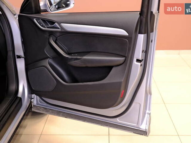 Серый Ауди Ку3, объемом двигателя 2 л и пробегом 128 тыс. км за 13900 $, фото 39 на Automoto.ua