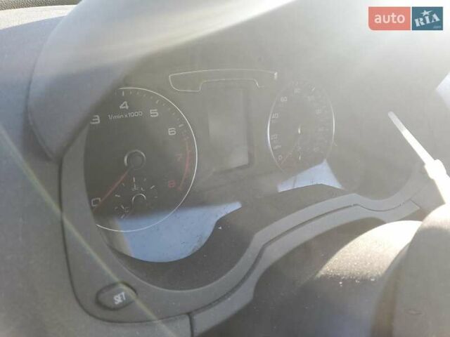 Сірий Ауді Ку3, об'ємом двигуна 2 л та пробігом 87 тис. км за 3100 $, фото 8 на Automoto.ua