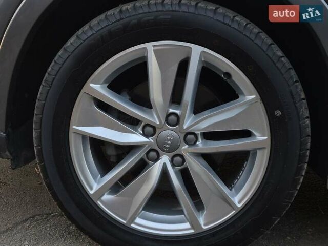 Серый Ауди Ку3, объемом двигателя 1.98 л и пробегом 137 тыс. км за 17950 $, фото 40 на Automoto.ua