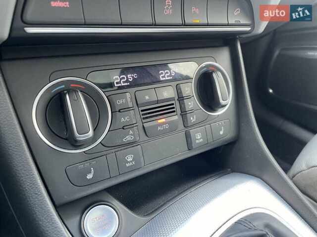 Сірий Ауді Ку3, об'ємом двигуна 2 л та пробігом 118 тис. км за 15500 $, фото 34 на Automoto.ua