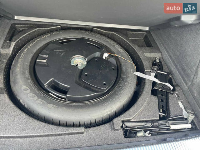 Серый Ауди Ку3, объемом двигателя 2 л и пробегом 118 тыс. км за 15500 $, фото 11 на Automoto.ua