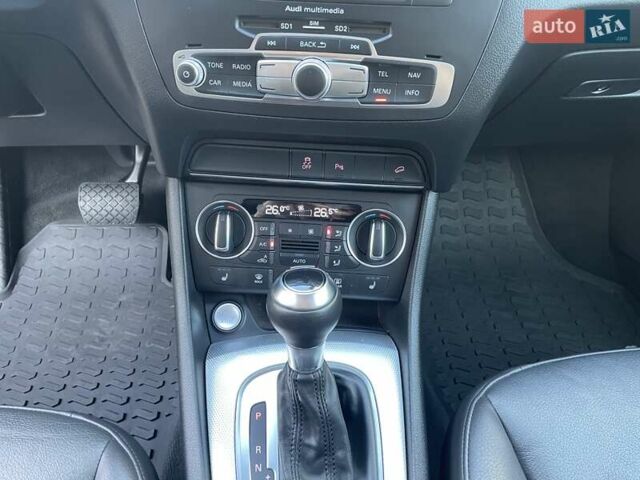 Серый Ауди Ку3, объемом двигателя 2 л и пробегом 90 тыс. км за 16499 $, фото 17 на Automoto.ua