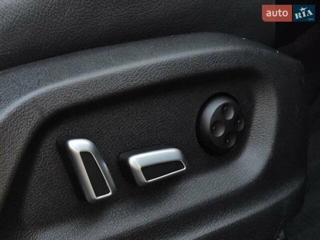 Серый Ауди Ку3, объемом двигателя 1.98 л и пробегом 137 тыс. км за 17950 $, фото 35 на Automoto.ua