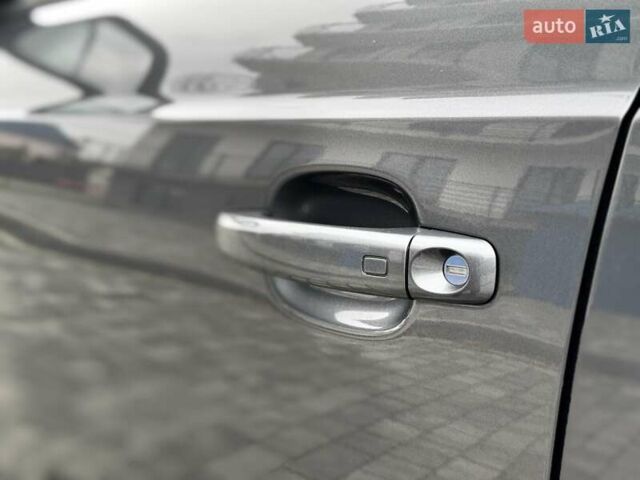 Сірий Ауді Ку3, об'ємом двигуна 2 л та пробігом 167 тис. км за 19700 $, фото 21 на Automoto.ua