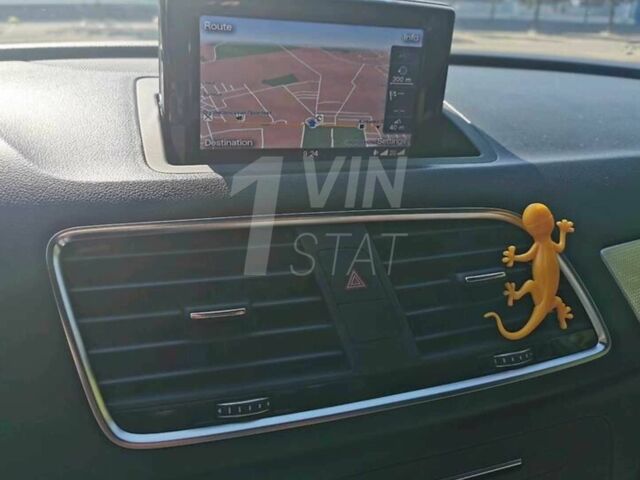 Серый Ауди Ку3, объемом двигателя 2 л и пробегом 96 тыс. км за 369 $, фото 2 на Automoto.ua