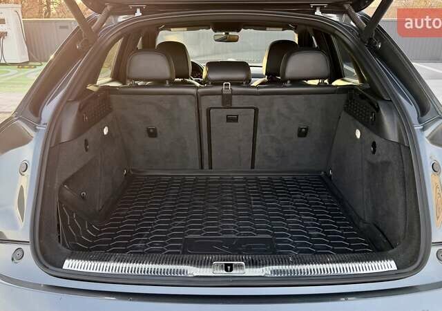 Серый Ауди Ку3, объемом двигателя 1.98 л и пробегом 72 тыс. км за 21500 $, фото 32 на Automoto.ua