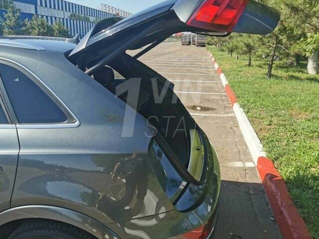 Серый Ауди Ку3, объемом двигателя 2 л и пробегом 96 тыс. км за 369 $, фото 11 на Automoto.ua