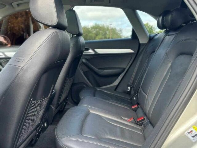 Ауди Ку3 2017 в Днепре (Днепропетровске) на Automoto.ua Серый Ауди Ку3, объемом двигателя 2 л и пробегом 70 тыс. км за 3600 $, фото 13 на Automoto.ua