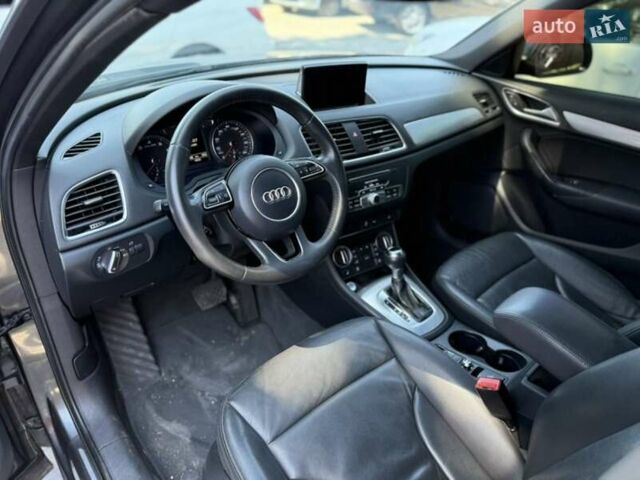 Сірий Ауді Ку3, об'ємом двигуна 1.98 л та пробігом 217 тис. км за 15500 $, фото 3 на Automoto.ua