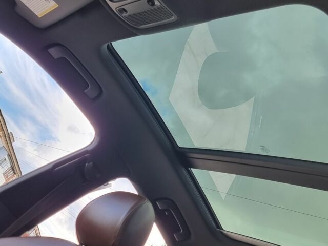 Сірий Ауді Ку3, об'ємом двигуна 2 л та пробігом 295 тис. км за 14600 $, фото 5 на Automoto.ua