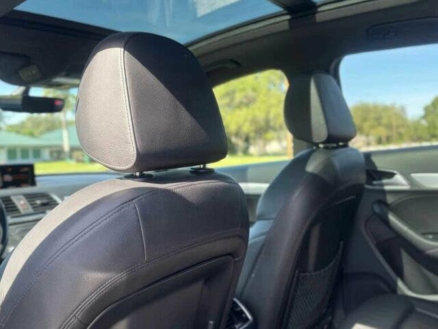 Серый Ауди Ку3, объемом двигателя 2 л и пробегом 44 тыс. км за 9800 $, фото 12 на Automoto.ua