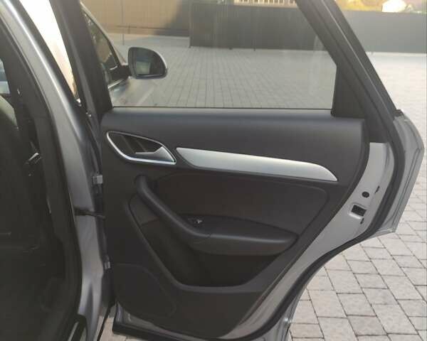 Серый Ауди Ку3, объемом двигателя 2 л и пробегом 127 тыс. км за 17950 $, фото 46 на Automoto.ua