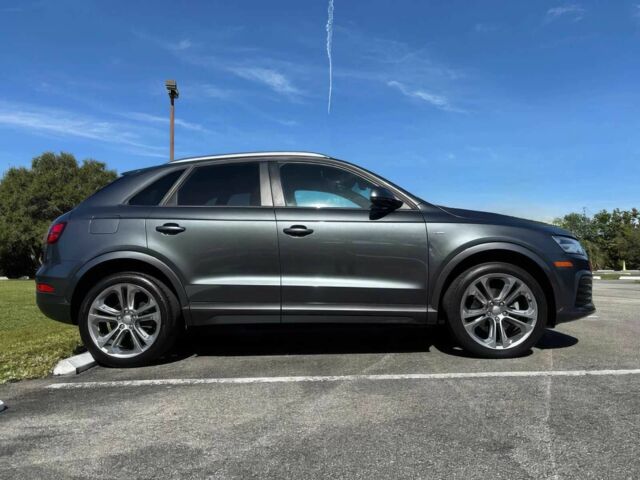 Серый Ауди Ку3, объемом двигателя 2 л и пробегом 42 тыс. км за 11600 $, фото 7 на Automoto.ua