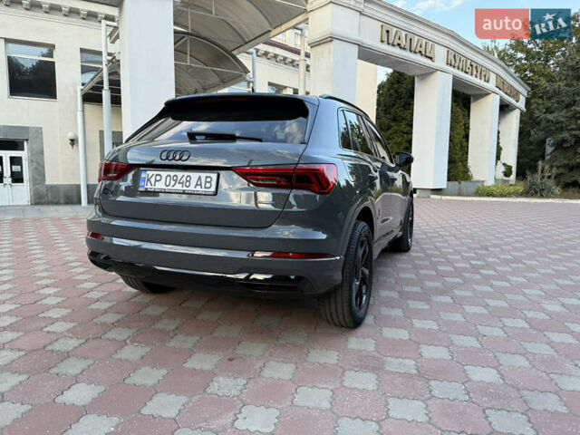 Сірий Ауді Ку3, об'ємом двигуна 1.98 л та пробігом 31 тис. км за 30000 $, фото 5 на Automoto.ua
