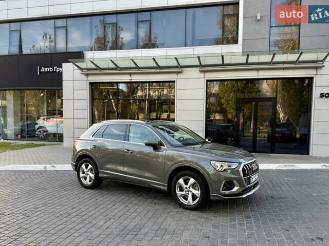 Сірий Ауді Ку3, об'ємом двигуна 1.98 л та пробігом 60 тис. км за 23500 $, фото 1 на Automoto.ua