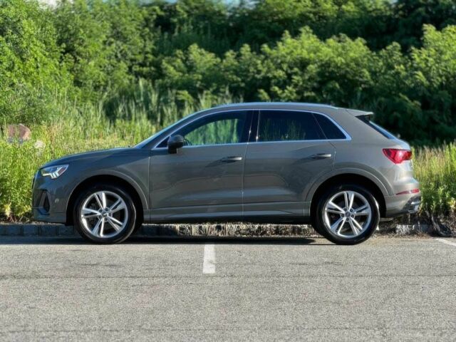 Ауди Ку3 2019 в Черновцах на Automoto.ua Серый Ауди Ку3, объемом двигателя 2 л и пробегом 42 тыс. км за 11800 $, фото 7 на Automoto.ua