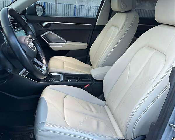 Сірий Ауді Ку3, об'ємом двигуна 1.98 л та пробігом 172 тис. км за 22700 $, фото 31 на Automoto.ua