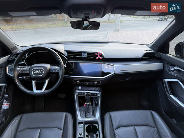 Сірий Ауді Ку3, об'ємом двигуна 1.98 л та пробігом 31 тис. км за 30000 $, фото 6 на Automoto.ua