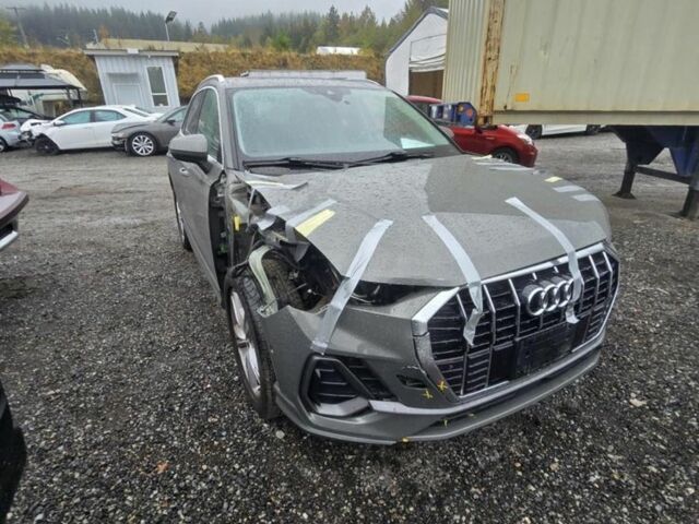 Серый Ауди Ку3, объемом двигателя 2 л и пробегом 106 тыс. км за 18500 $, фото 1 на Automoto.ua