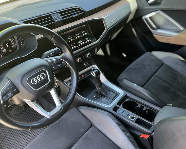 Ауди Ку3 2019 в Днепре (Днепропетровске) на Automoto.ua Серый Ауди Ку3, объемом двигателя 1.97 л и пробегом 136 тыс. км за 37000 $, фото 8 на Automoto.ua