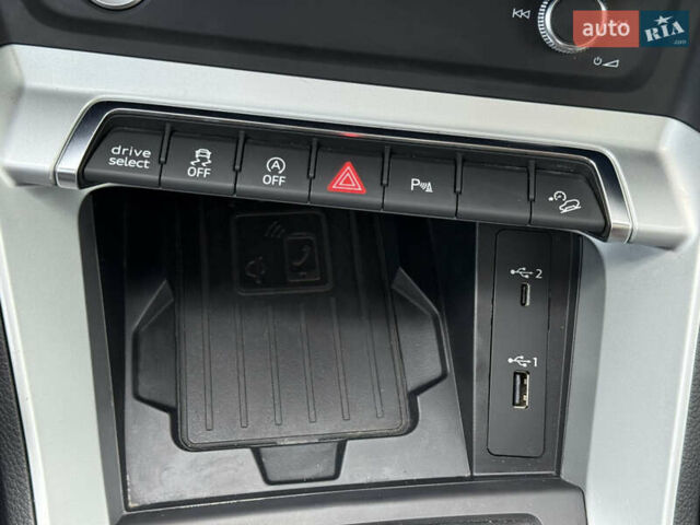 Серый Ауди Ку3, объемом двигателя 1.98 л и пробегом 84 тыс. км за 27999 $, фото 21 на Automoto.ua