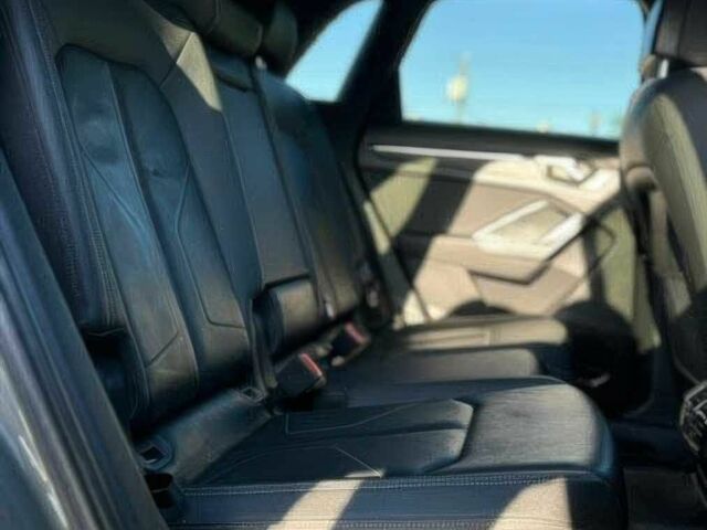 Ауди Ку3 2019 в Черновцах на Automoto.ua Серый Ауди Ку3, объемом двигателя 2 л и пробегом 42 тыс. км за 11800 $, фото 13 на Automoto.ua