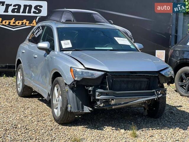 Серый Ауди Ку3, объемом двигателя 1.98 л и пробегом 163 тыс. км за 15500 $, фото 9 на Automoto.ua