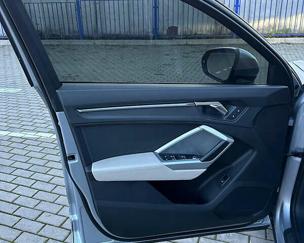 Сірий Ауді Ку3, об'ємом двигуна 1.98 л та пробігом 172 тис. км за 22700 $, фото 34 на Automoto.ua