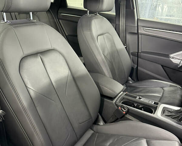 Сірий Ауді Ку3, об'ємом двигуна 1.98 л та пробігом 115 тис. км за 27900 $, фото 32 на Automoto.ua