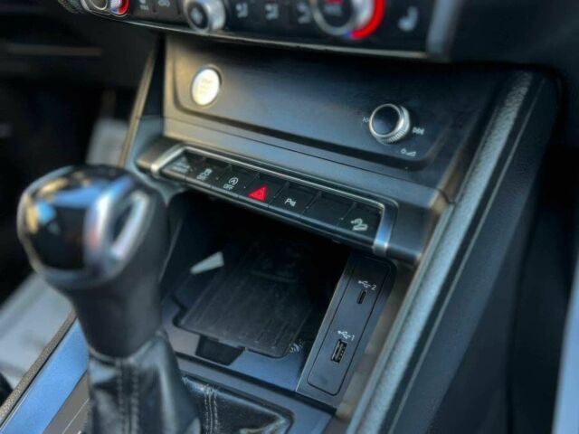 Ауди Ку3 2019 в Черновцах на Automoto.ua Серый Ауди Ку3, объемом двигателя 2 л и пробегом 42 тыс. км за 11800 $, фото 11 на Automoto.ua