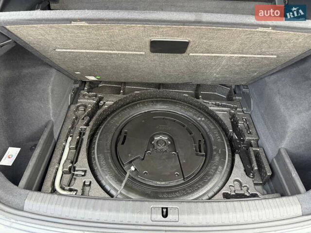 Серый Ауди Ку3, объемом двигателя 1.98 л и пробегом 84 тыс. км за 27999 $, фото 29 на Automoto.ua