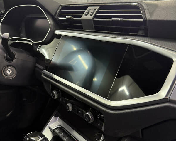 Сірий Ауді Ку3, об'ємом двигуна 1.98 л та пробігом 115 тис. км за 27900 $, фото 31 на Automoto.ua