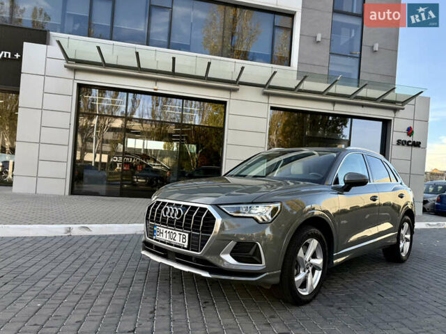 Сірий Ауді Ку3, об'ємом двигуна 1.98 л та пробігом 60 тис. км за 23500 $, фото 4 на Automoto.ua