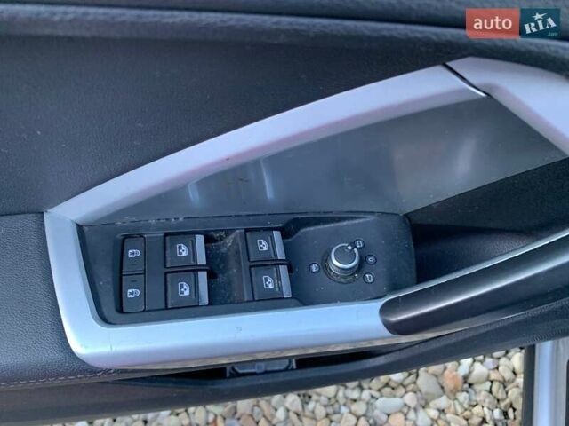 Серый Ауди Ку3, объемом двигателя 1.98 л и пробегом 163 тыс. км за 15500 $, фото 26 на Automoto.ua