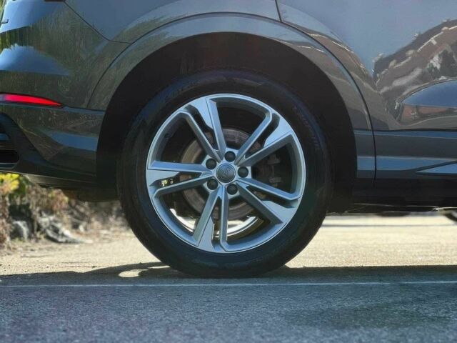 Ауди Ку3 2019 в Черновцах на Automoto.ua Серый Ауди Ку3, объемом двигателя 2 л и пробегом 42 тыс. км за 11800 $, фото 15 на Automoto.ua