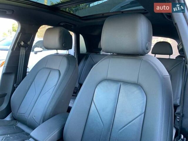 Серый Ауди Ку3, объемом двигателя 1.98 л и пробегом 163 тыс. км за 15500 $, фото 24 на Automoto.ua