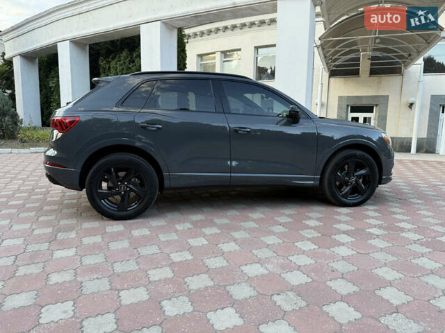 Сірий Ауді Ку3, об'ємом двигуна 1.98 л та пробігом 31 тис. км за 30000 $, фото 3 на Automoto.ua