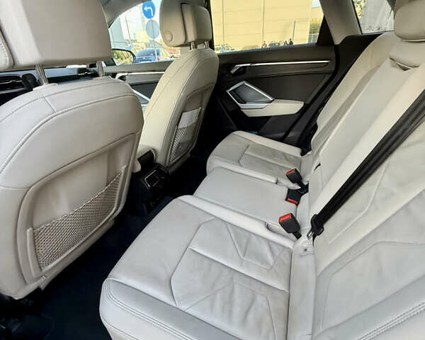 Сірий Ауді Ку3, об'ємом двигуна 1.98 л та пробігом 60 тис. км за 23500 $, фото 17 на Automoto.ua