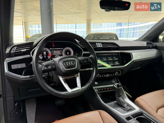 Сірий Ауді Ку3, об'ємом двигуна 1.98 л та пробігом 55 тис. км за 28900 $, фото 24 на Automoto.ua
